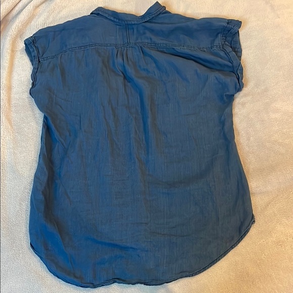 J. Crew Lightweight Denim Button-Up Shirt - Picture 6 of 6